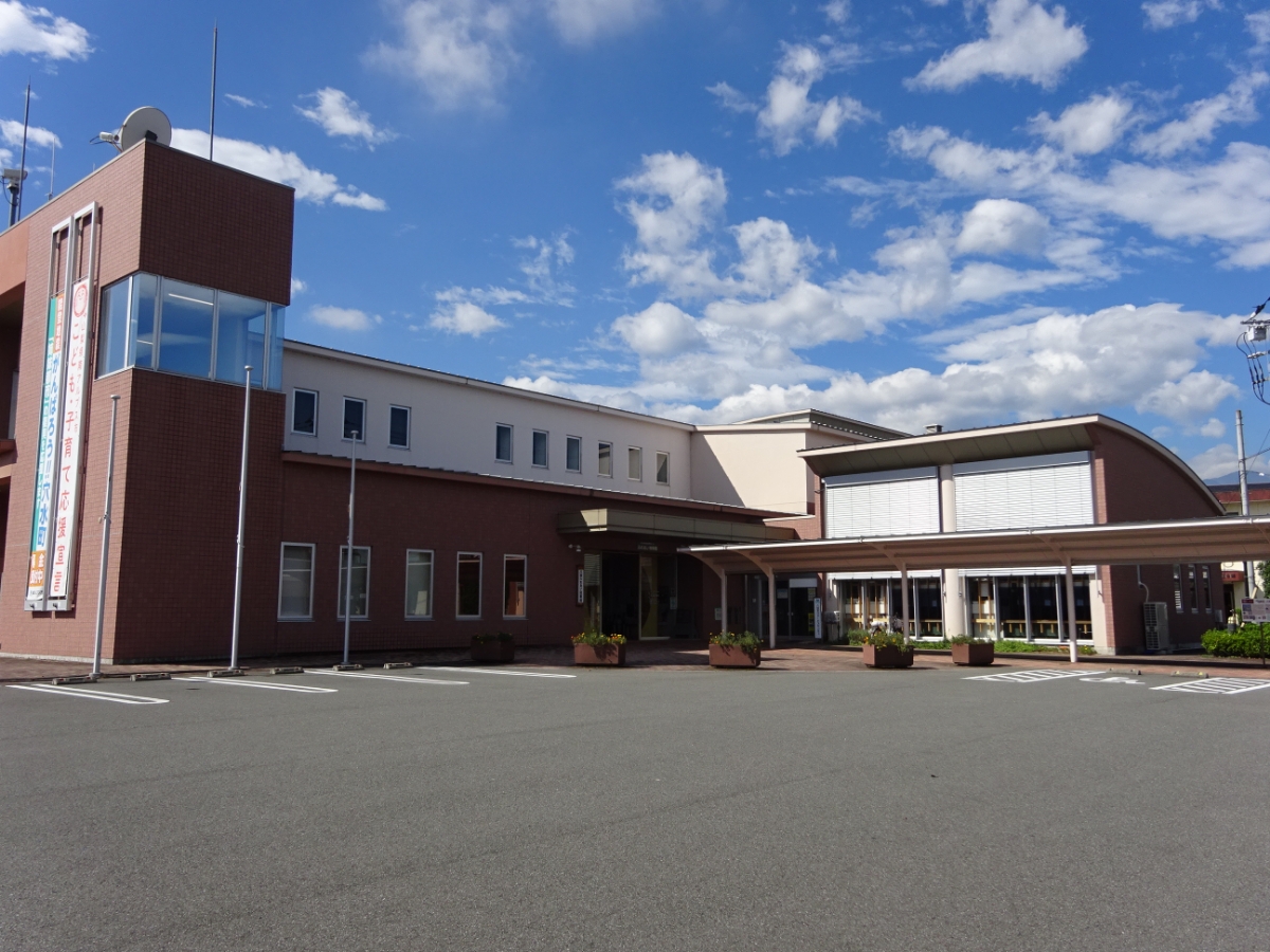 八田ふれあい図書館の外観写真